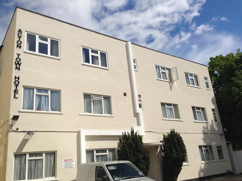 Acton Town Hotel Londres Exterior foto